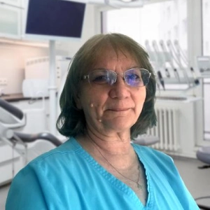 Dr. Kútvölgyi Ida, Fogszakorvos, lágylézer specialista